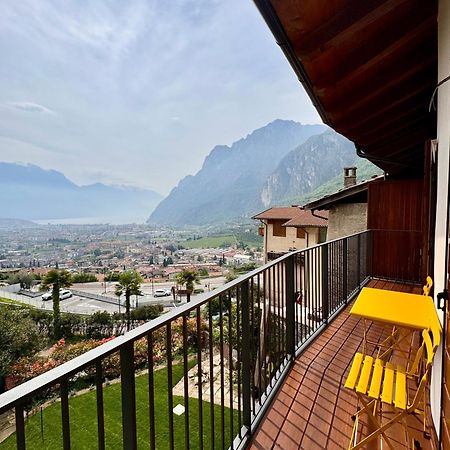 Eco Garda Hill Apartment Тено Екстериор снимка