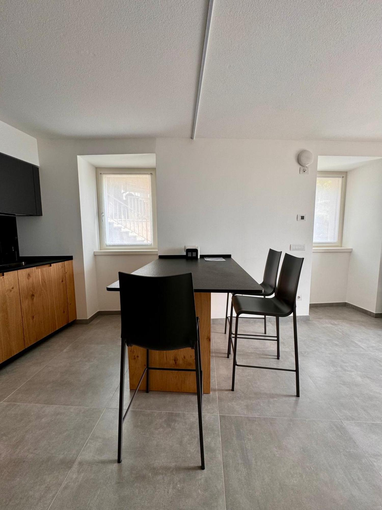 Eco Garda Hill Apartment Тено Екстериор снимка