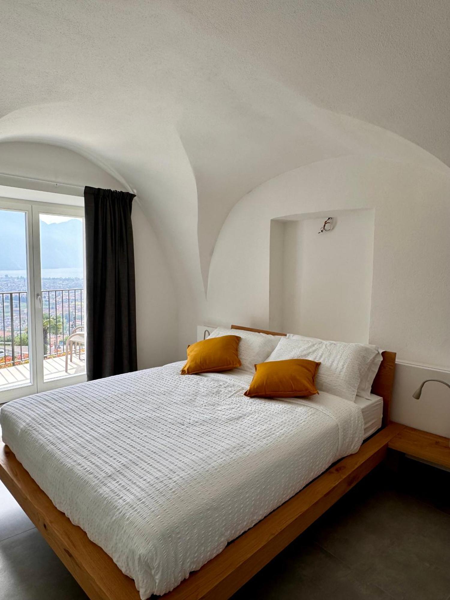 Eco Garda Hill Apartment Тено Екстериор снимка
